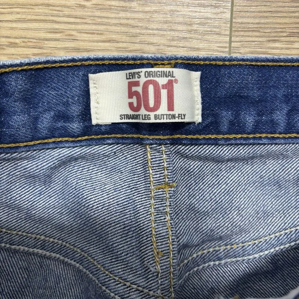 Levi's 501 Original Fit Jeans 32x32 (Fits 29x30) Straight Leg Button Fly